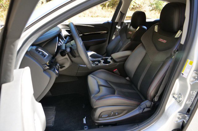 Used 2017 Chevrolet SS / 6.2L V8 / Cooled Seats / Sun image 3