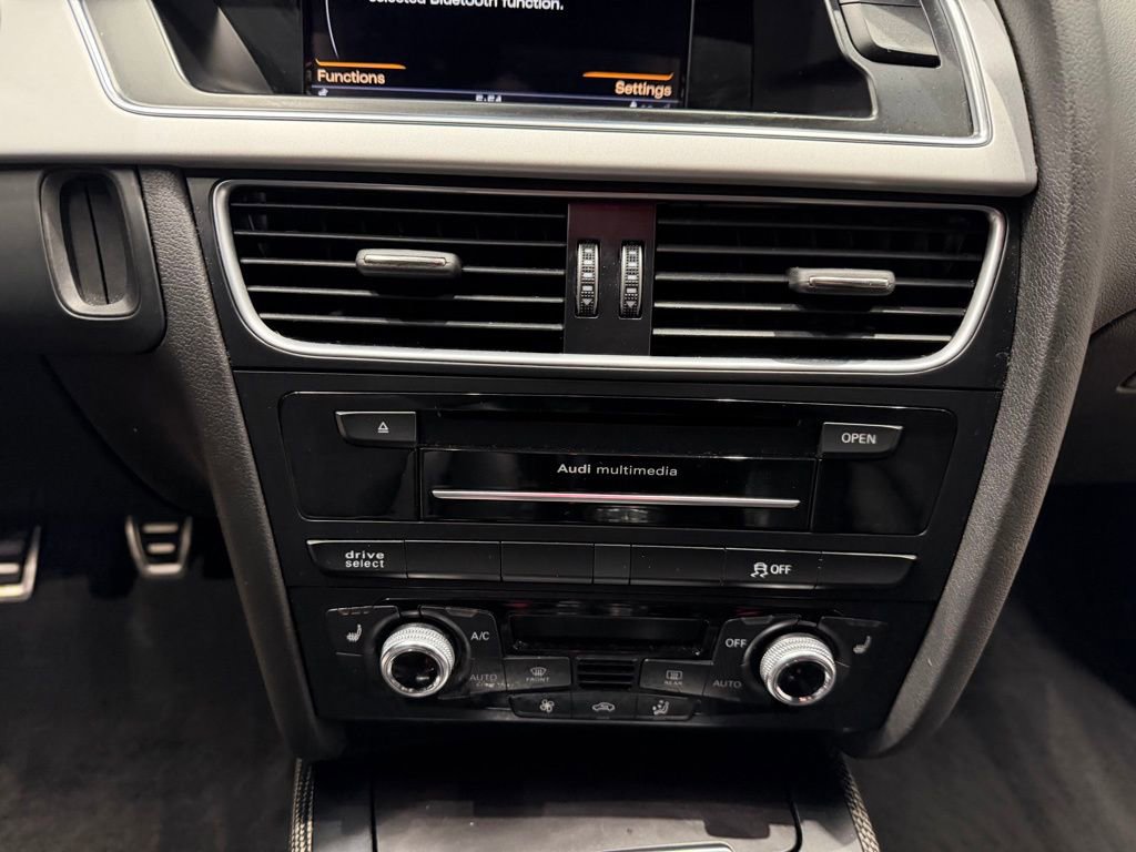 Used 2016 Audi S4 Premium Plus w/ Technology Package image 36