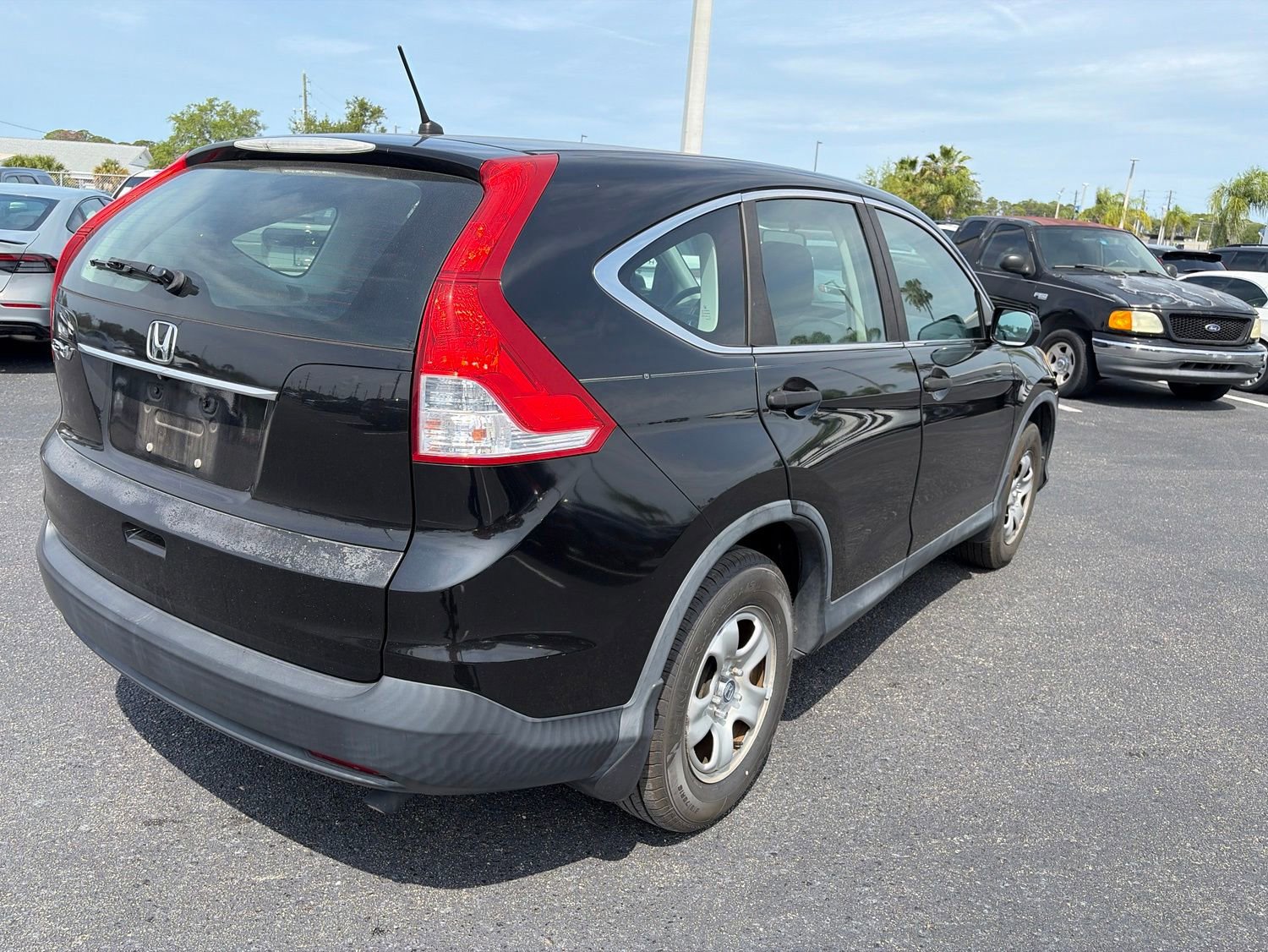 Used 2014 Honda CR-V LX image 6