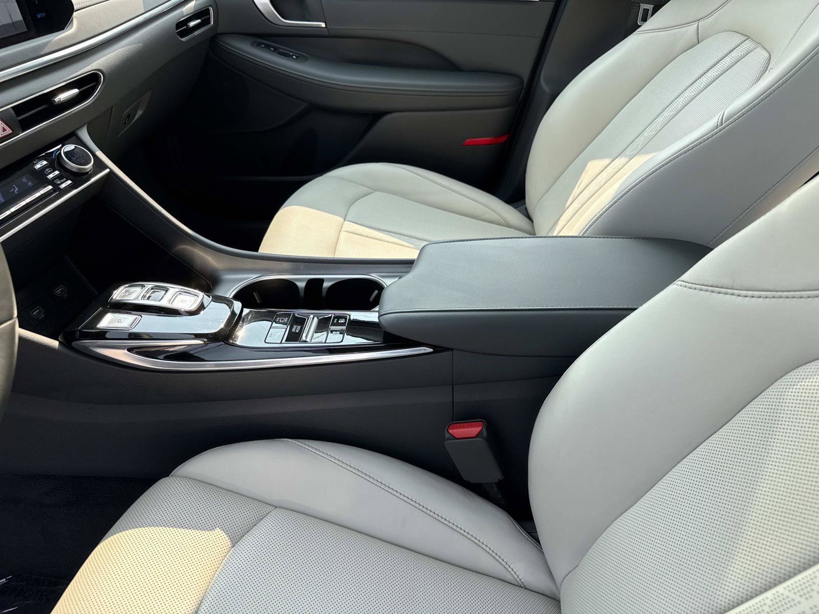 Used 2021 Hyundai Sonata Limited FWD image 16