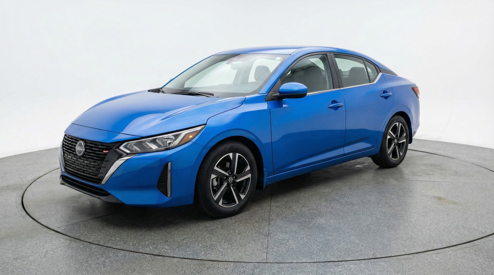 Used 2025 Nissan Sentra SV image 3