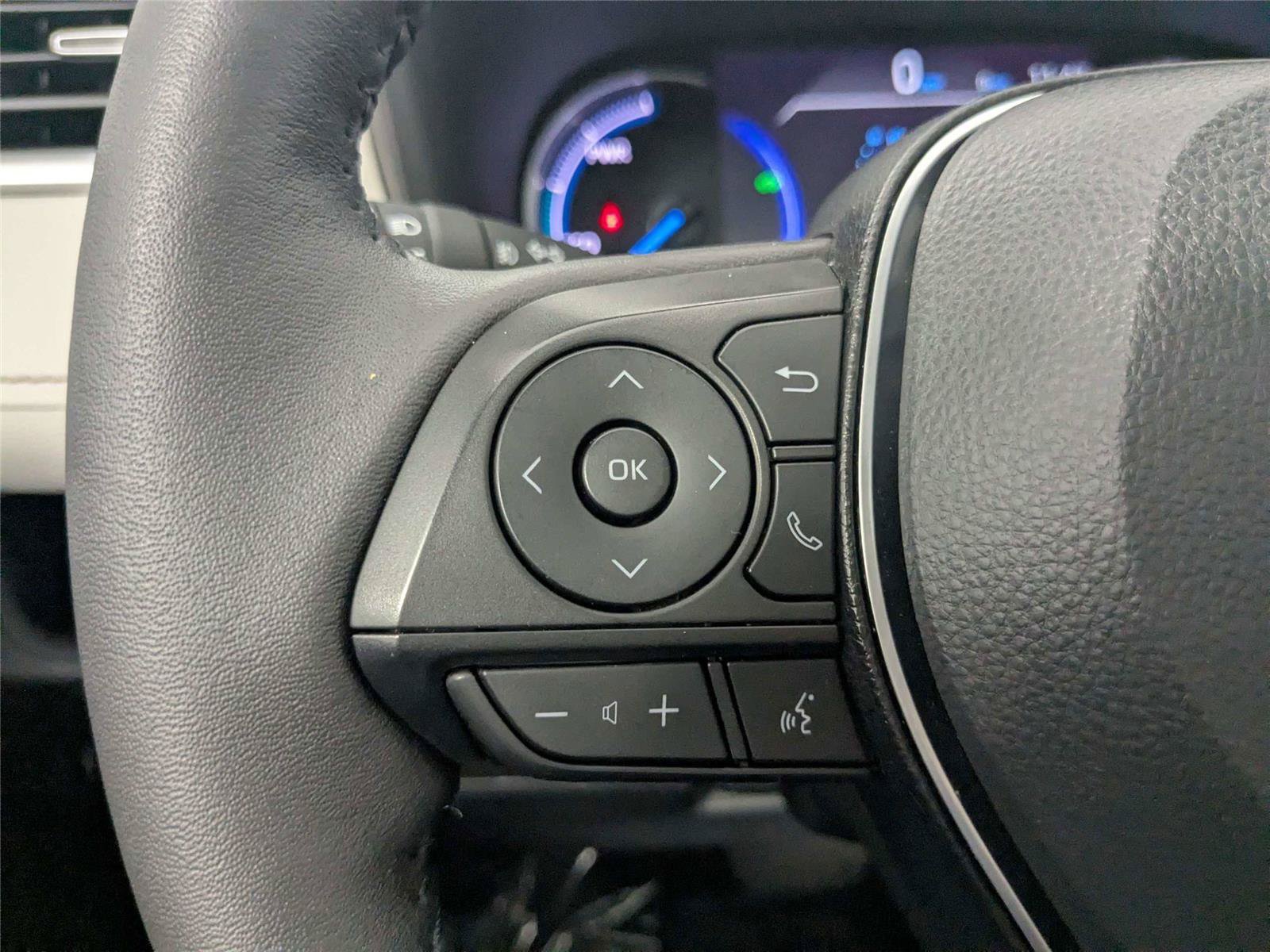 Certified 2023 Toyota RAV4 XLE Premium AWD/4WD image 19