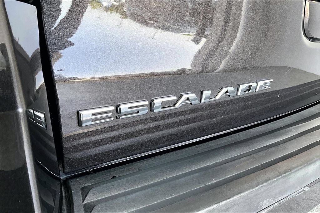 Used 2017 Cadillac Escalade Luxury AWD/4WD image 43