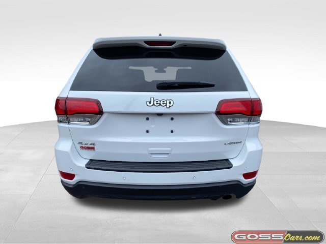 Certified 2021 Jeep Grand Cherokee Laredo X AWD/4WD image 4