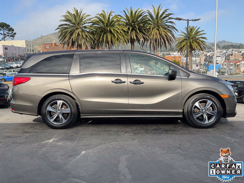Used 2018 Honda Odyssey Touring image 3