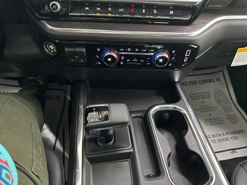 New 2026 GMC Sierra 1500 SLT w/ SLT Premium Plus Package image 39