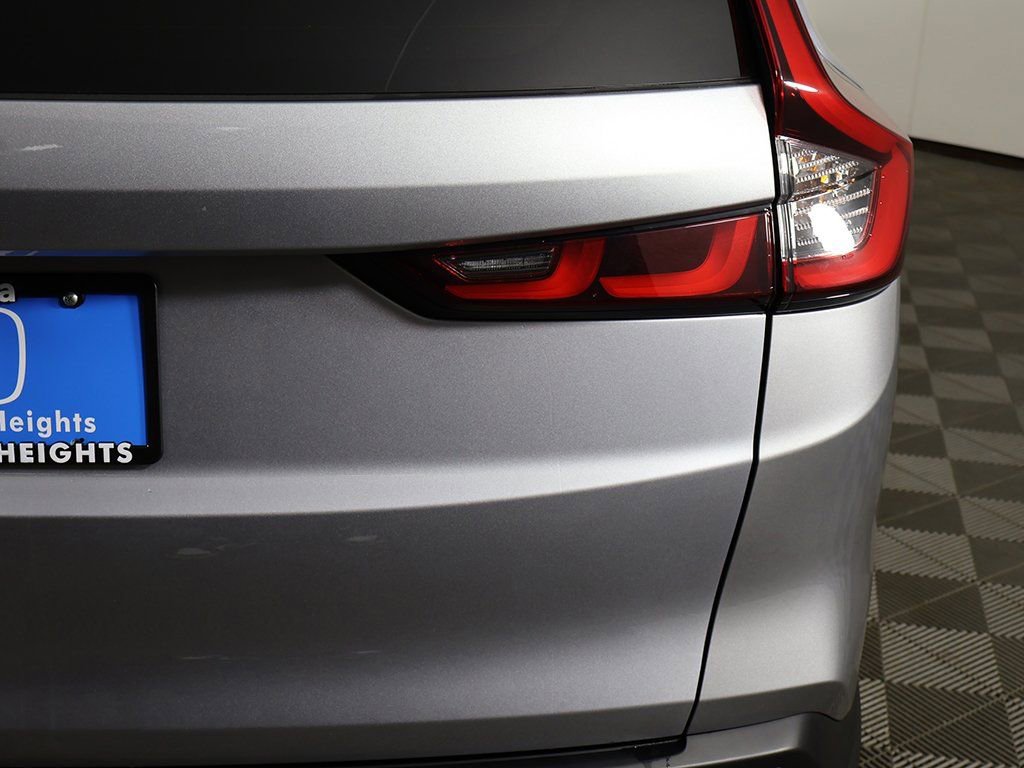 Used 2025 Honda CR-V EX-L image 16