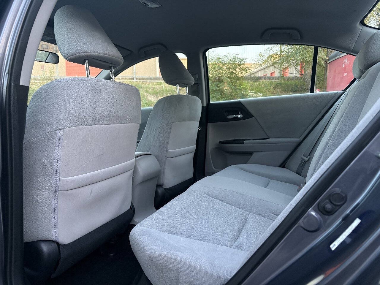 Used 2013 Honda Accord LX image 28