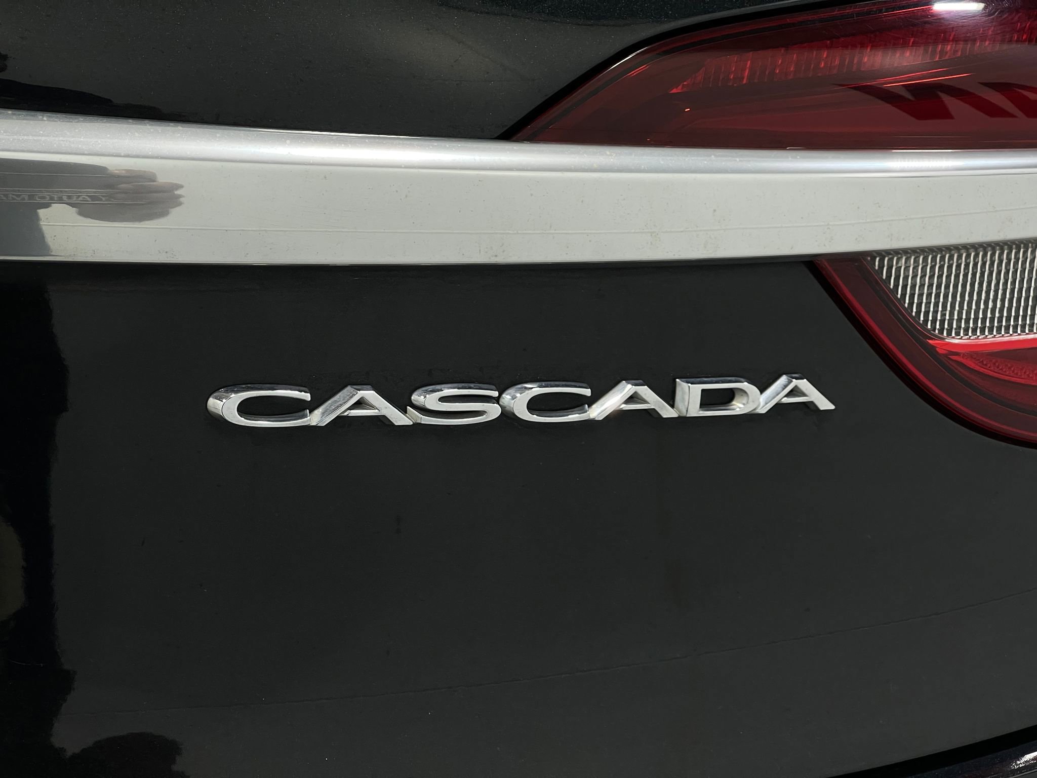 Used 2016 Buick Cascada Premium image 37