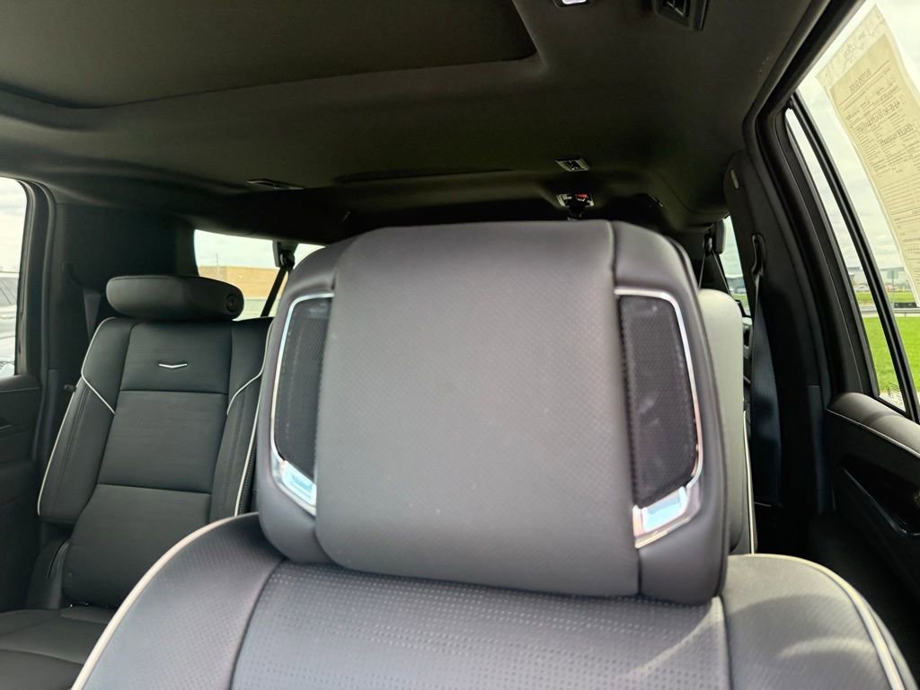 Certified 2024 Cadillac Escalade ESV Sport w/ LPO, ONYX Package image 28