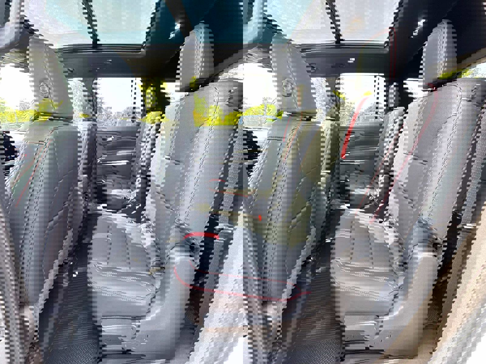 New 2026 Chevrolet Traverse RS w/ LPO, Floor Liner Package image 4
