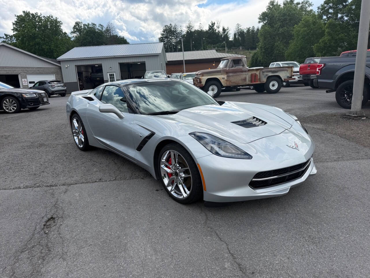 Used 2015 Chevrolet Corvette Stingray Coupe w/ 3LT Preferred Equipment Group RWD image 7