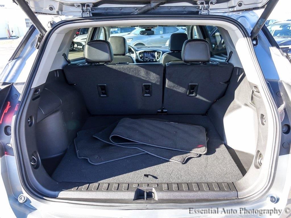 Used 2024 GMC Terrain SLT w/ Tech Package image 27