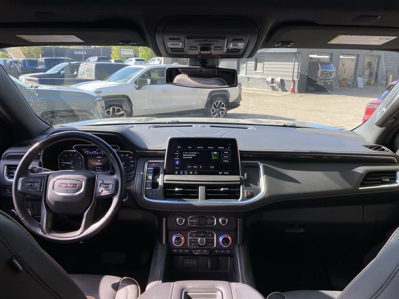 Used 2021 GMC Yukon AT4 AWD/4WD image 12