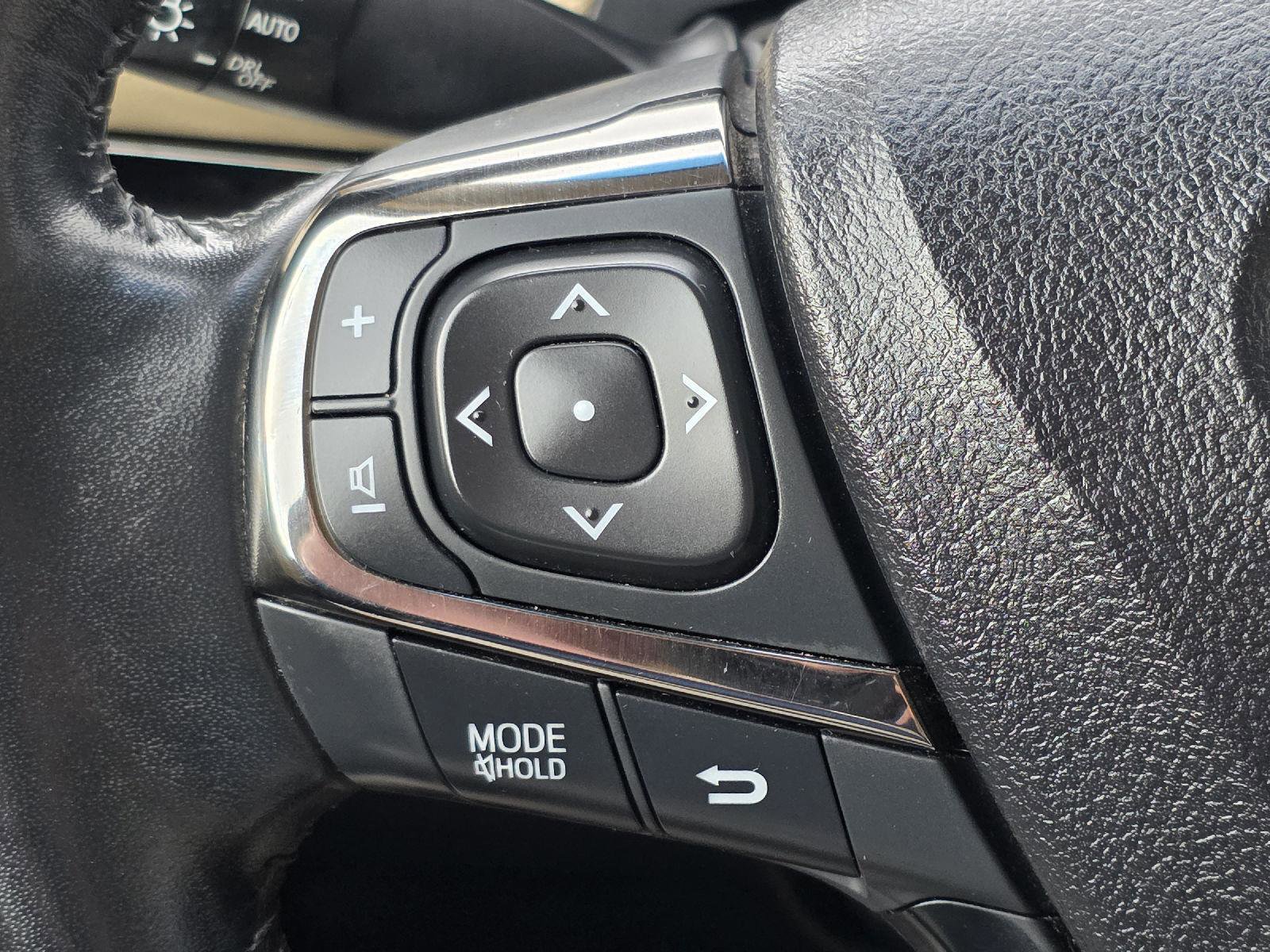 Used 2018 Toyota Avalon Limited FWD image 14