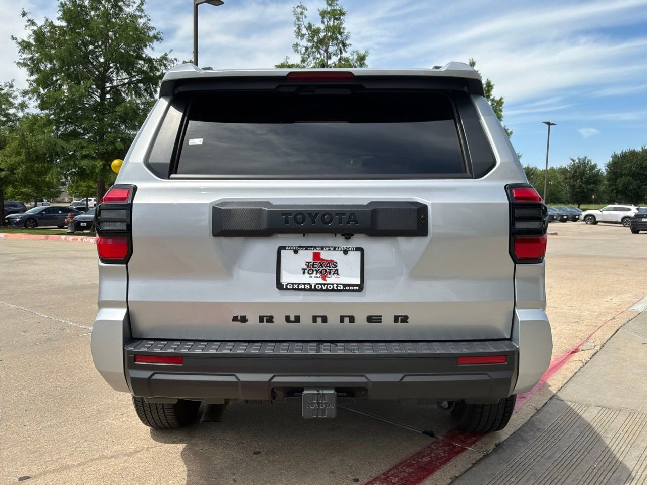 Used 2025 Toyota 4Runner SR5 RWD image 7