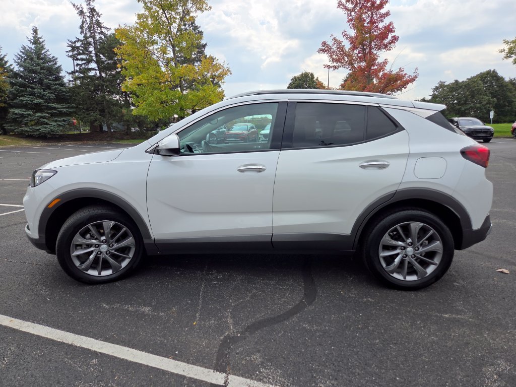 Used 2023 Buick Encore GX Essence w/ Experience Buick Package AWD/4WD image 21