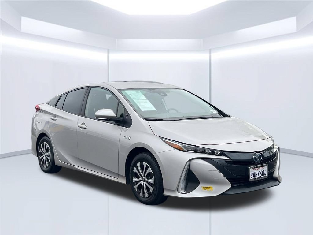 Used 2022 Toyota Prius Prime XLE FWD image 28