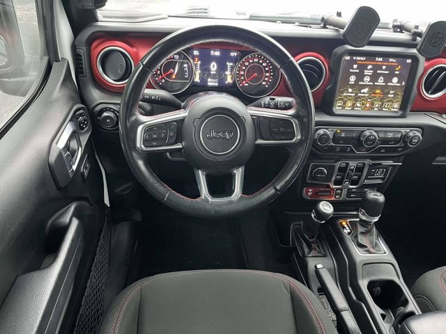 Used 2022 Jeep Wrangler Unlimited Rubicon w/ LED Lighting Group AWD/4WD image 17