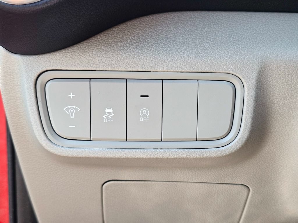 Certified 2024 Kia Soul LX w/ Option Group 015 FWD image 18