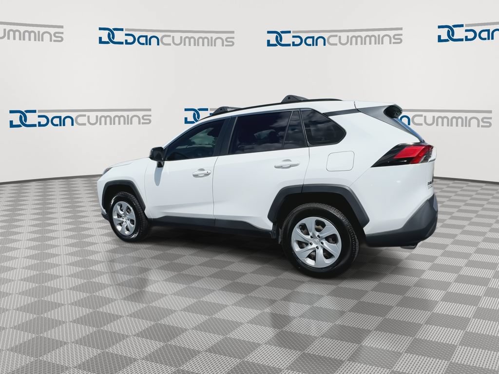 Used 2019 Toyota RAV4 LE AWD/4WD image 6