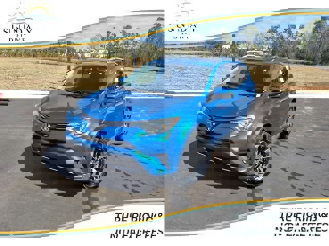 Used 2016 Toyota RAV4 XLE image 1