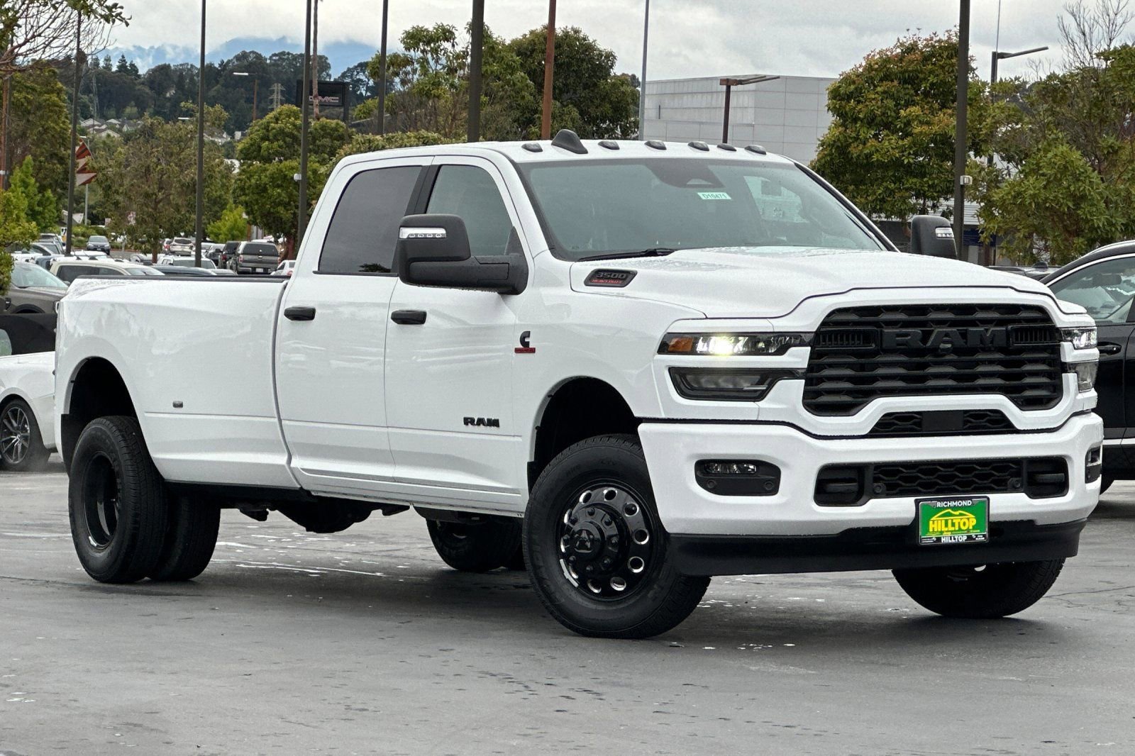 New 2026 RAM 3500 Big Horn AWD/4WD image 2
