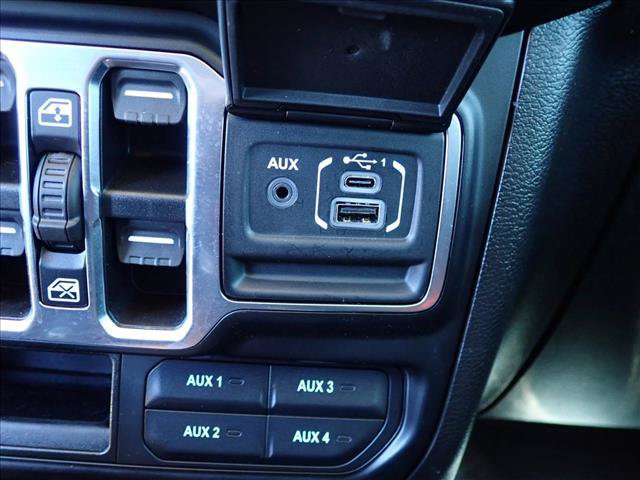 Used 2021 Jeep Gladiator Sport AWD/4WD image 18