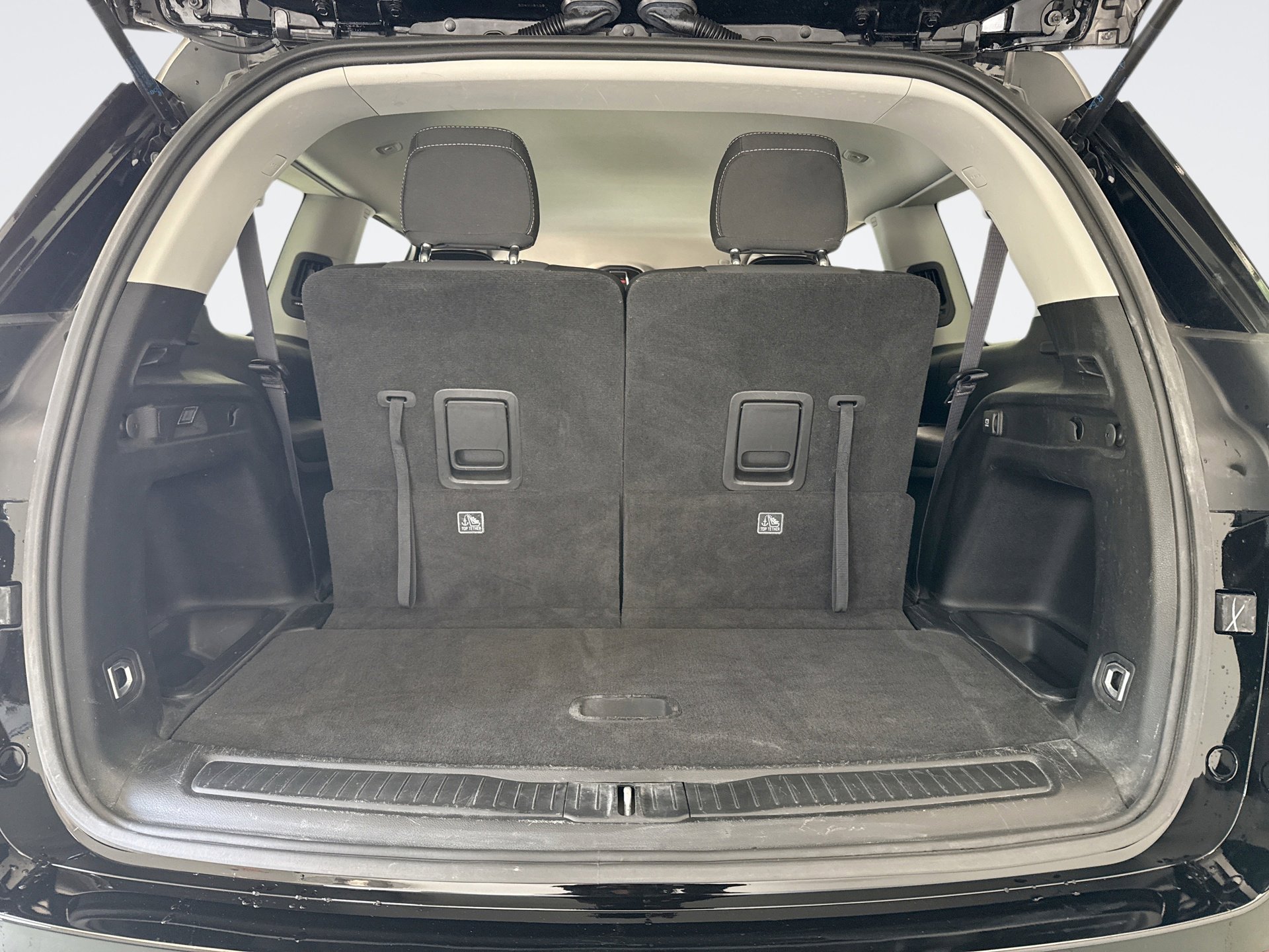 Used 2023 Jeep Grand Cherokee L Laredo image 19