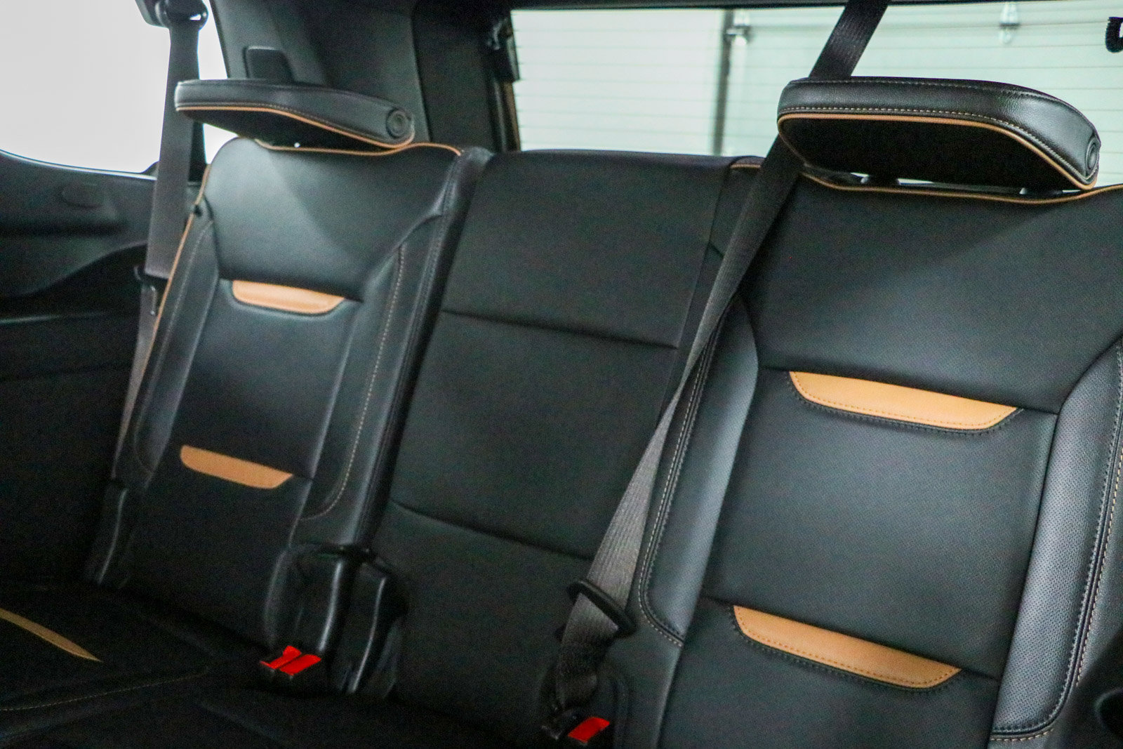 Used 2023 GMC Yukon AT4 w/ Max Trailering Package AWD/4WD image 29