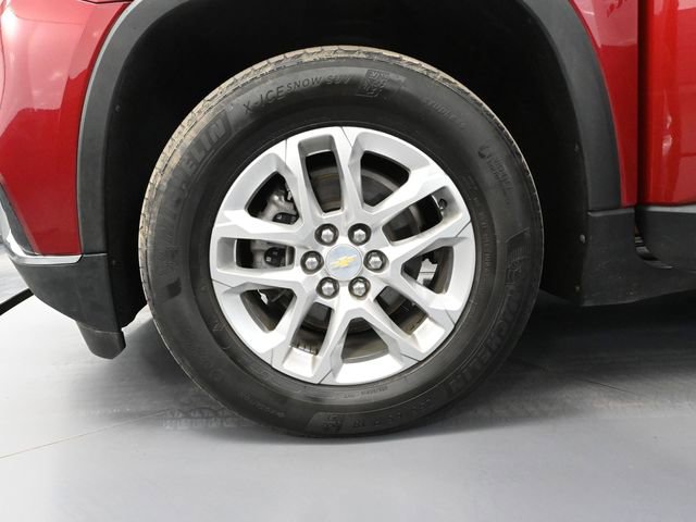 Used 2021 Chevrolet Traverse LT image 15