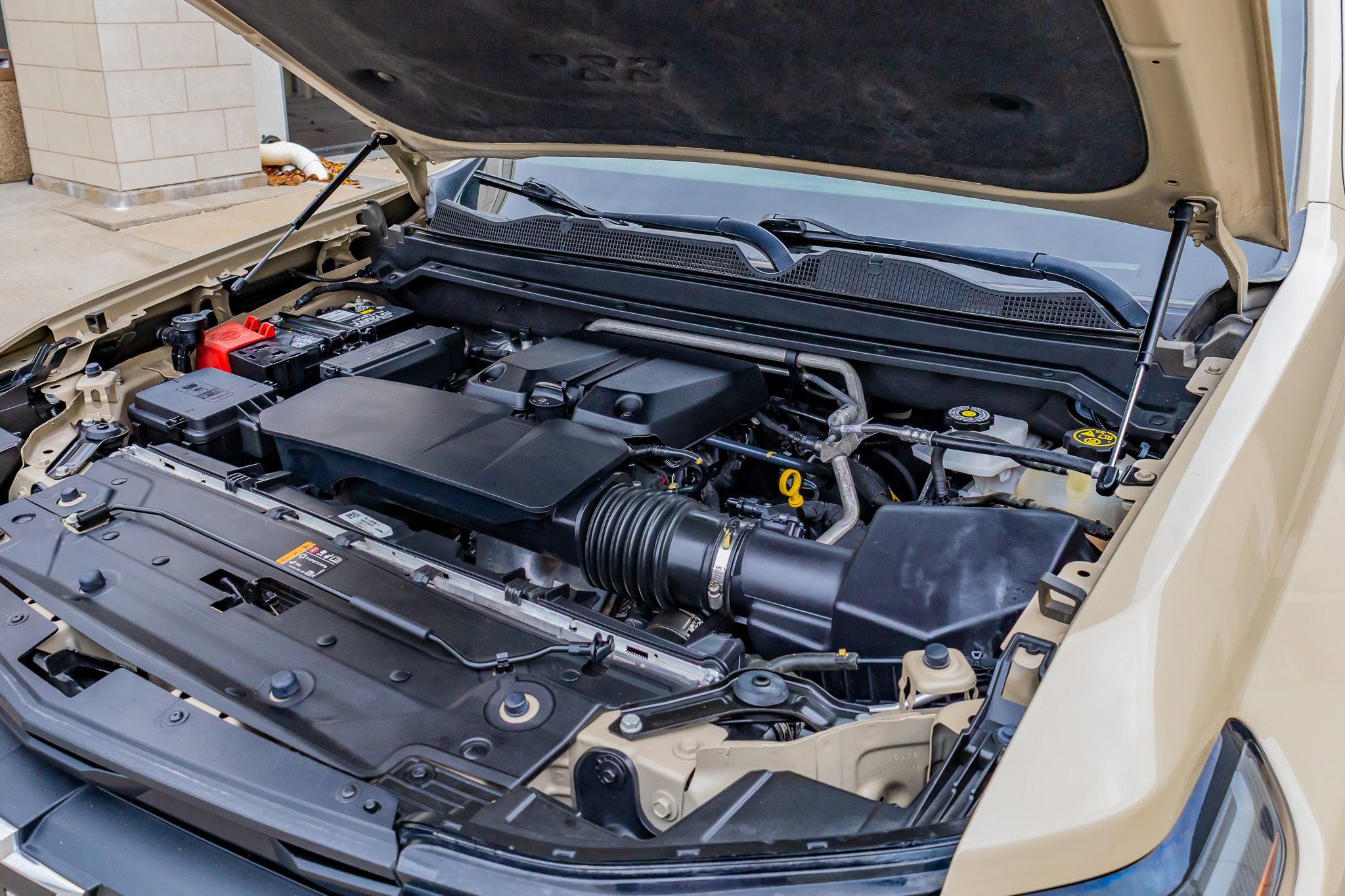 Used 2023 Chevrolet Colorado Trail Boss w/ Technology Package AWD/4WD image 40