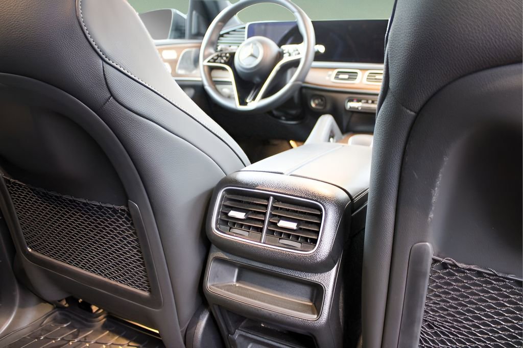 Used 2025 Mercedes-Benz GLE 350 4MATIC image 12
