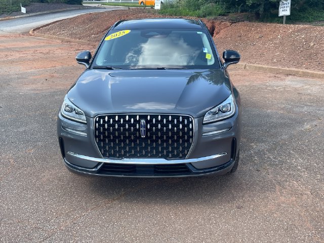 Used 2025 Lincoln Corsair Grand Touring w/ Equipment Group 301A AWD/4WD image 2