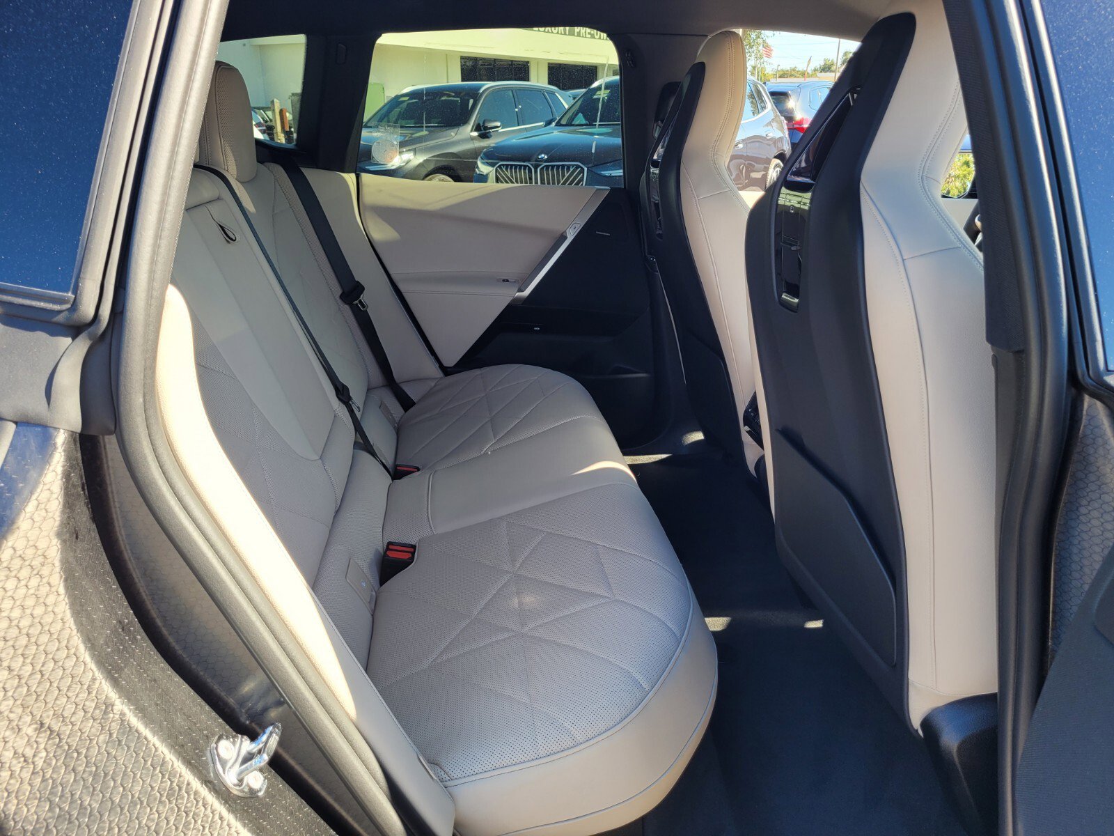 New 2026 BMW iX xDrive45 w/ Premium Package image 16