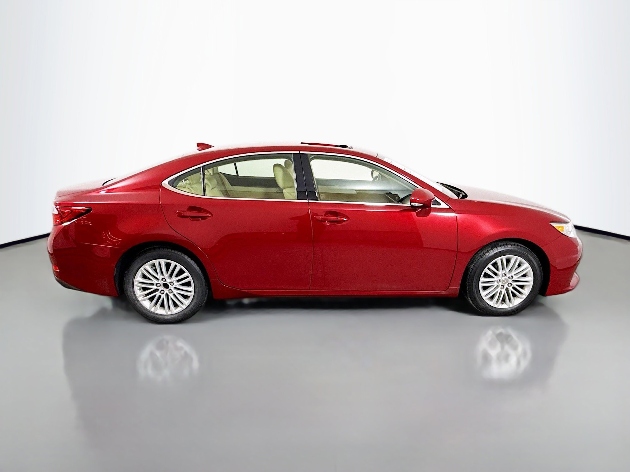 Used 2015 Lexus ES 350 w/ Luxury Package image 8