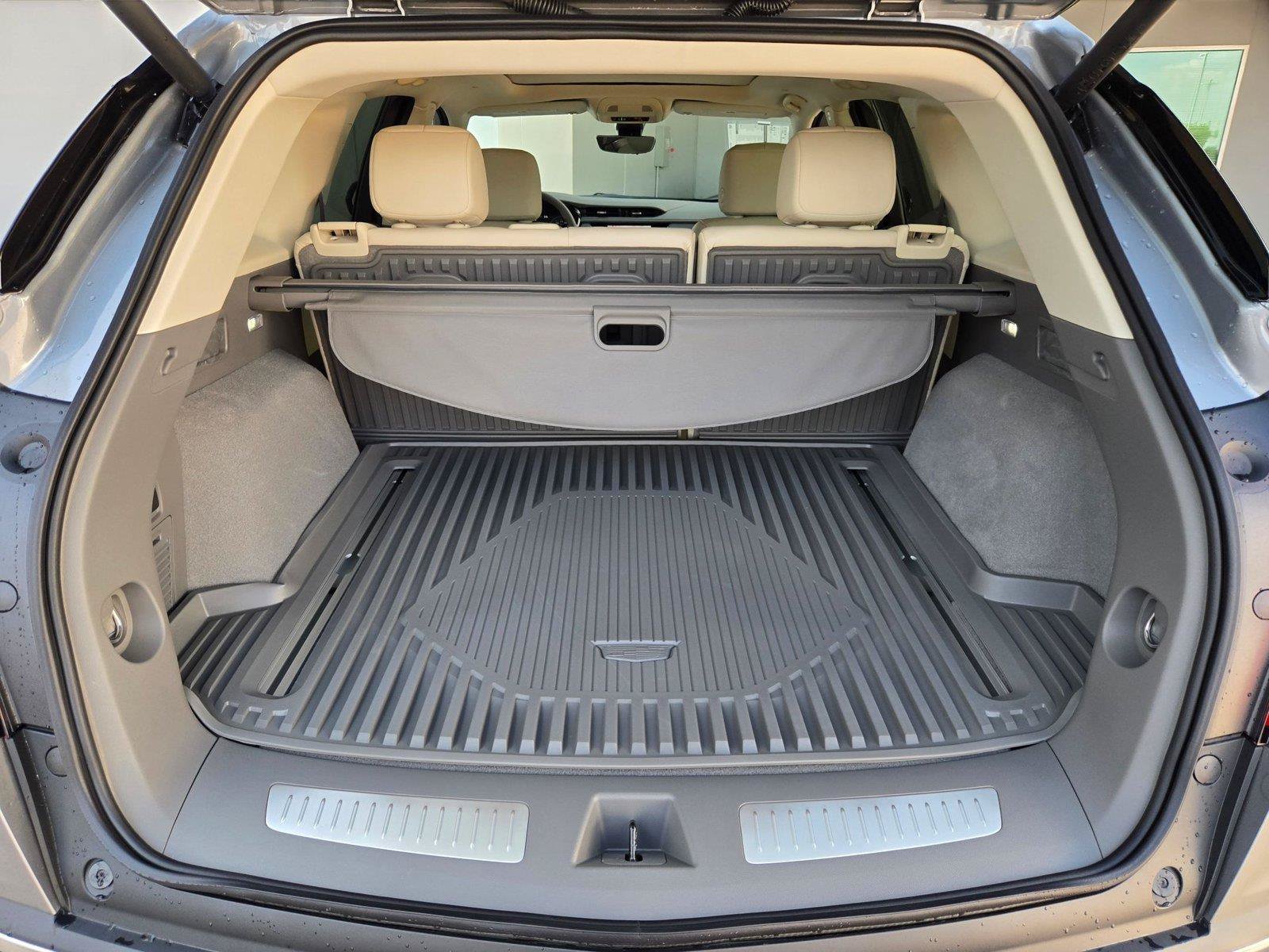 New 2026 Cadillac XT5 Premium Luxury w/ Driver Assist Package FWD image 30
