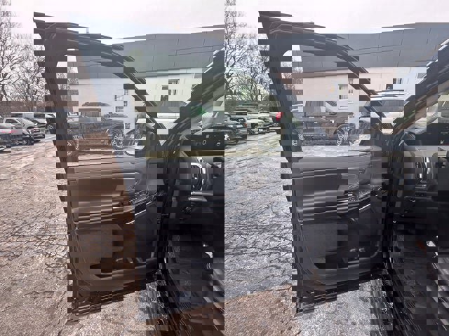 Used 2025 Ford Expedition Max Platinum image 13