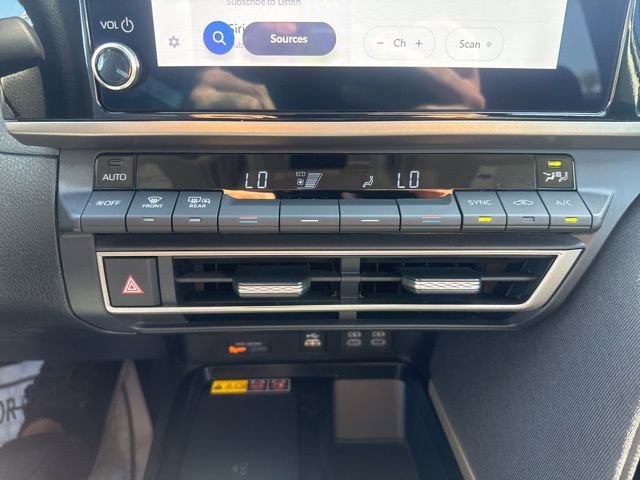 Used 2026 Toyota Camry LE image 17