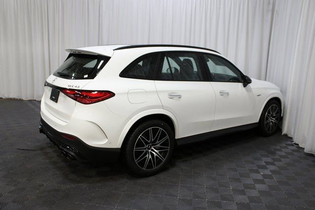 New 2025 Mercedes-Benz GLC 43 AMG 4MATIC image 7