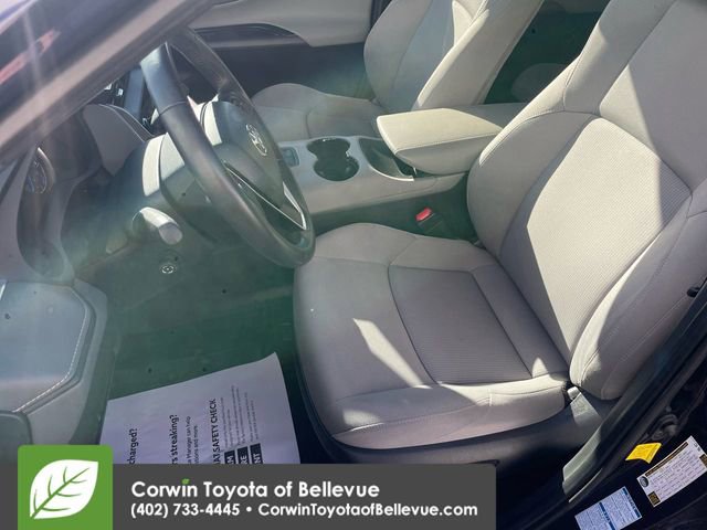 Certified 2022 Toyota Venza LE image 15
