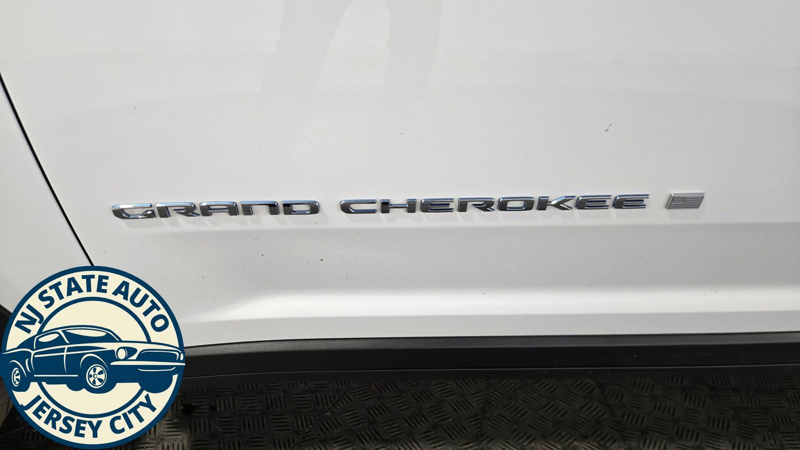 Used 2022 Jeep Grand Cherokee Limited 4xe image 33