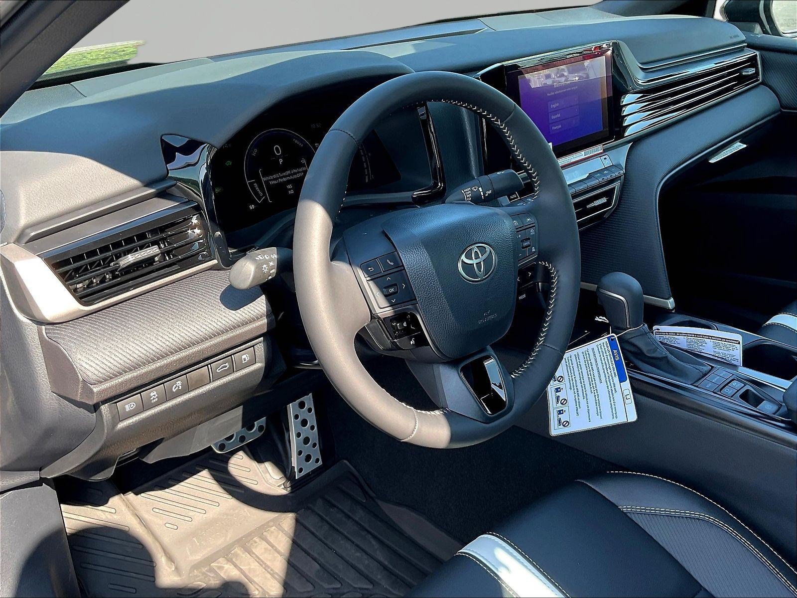 Used 2026 Toyota Camry SE AWD/4WD image 15