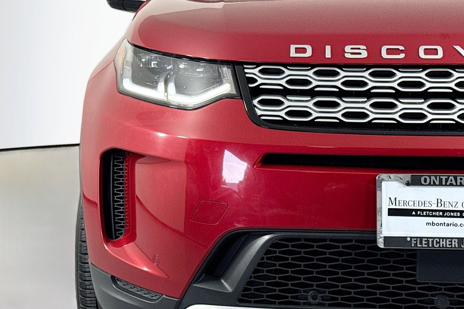 Used 2022 Land Rover Discovery Sport SE image 13