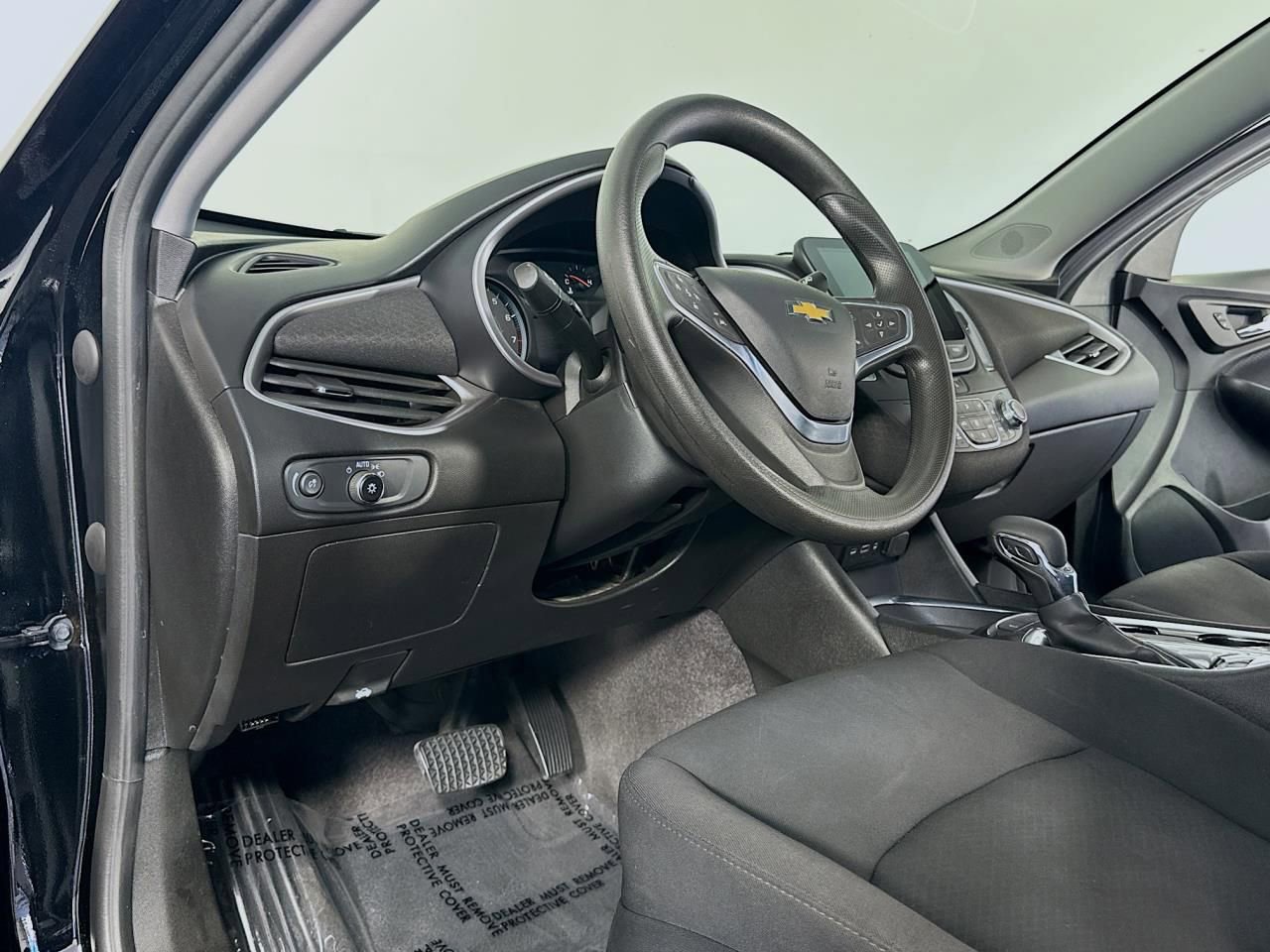 Used 2022 Chevrolet Malibu LT image 34