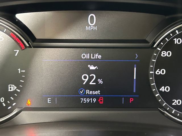 Used 2019 Cadillac XT4 Luxury w/ Cold Weather Package image 19