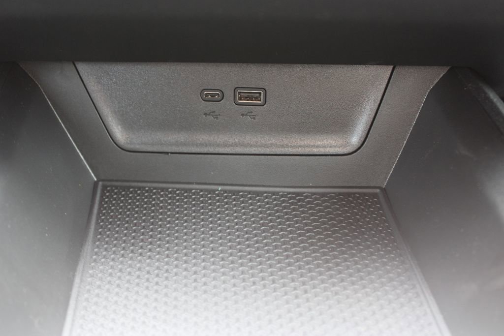 New 2026 Chevrolet Equinox LT image 42