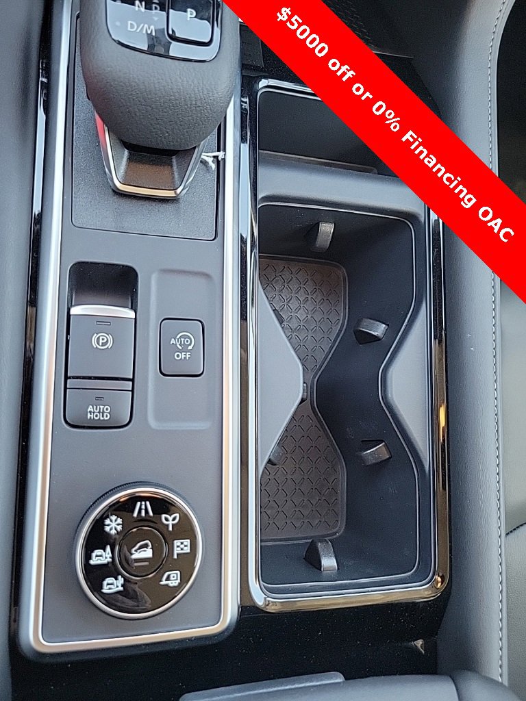 New 2025 Nissan Pathfinder SL w/ SL Premium Package image 29