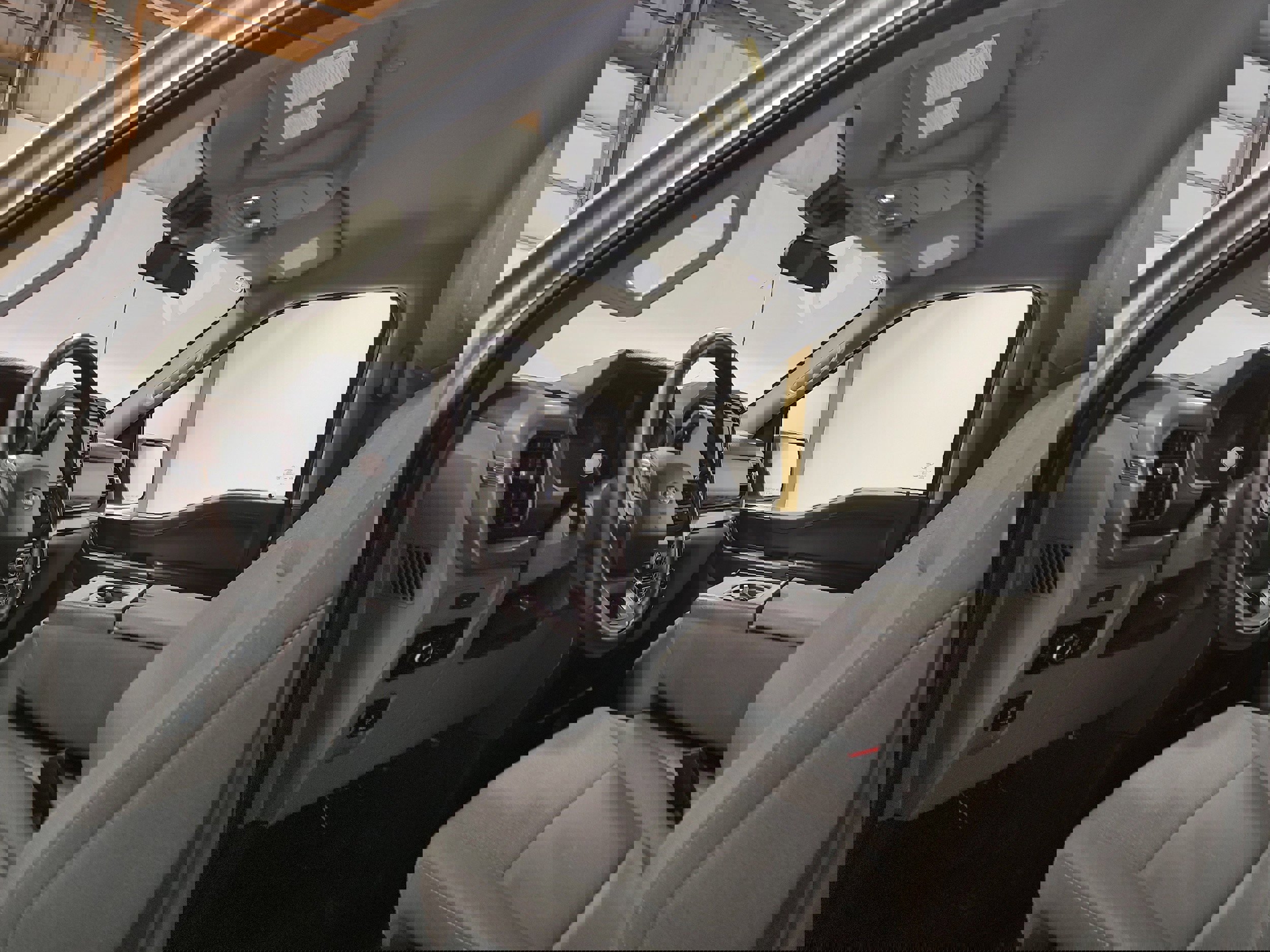 Used 2025 Ford F150 XLT w/ Equipment Group 301A Standard image 9