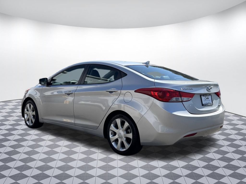 Used 2013 Hyundai Elantra Limited FWD image 5